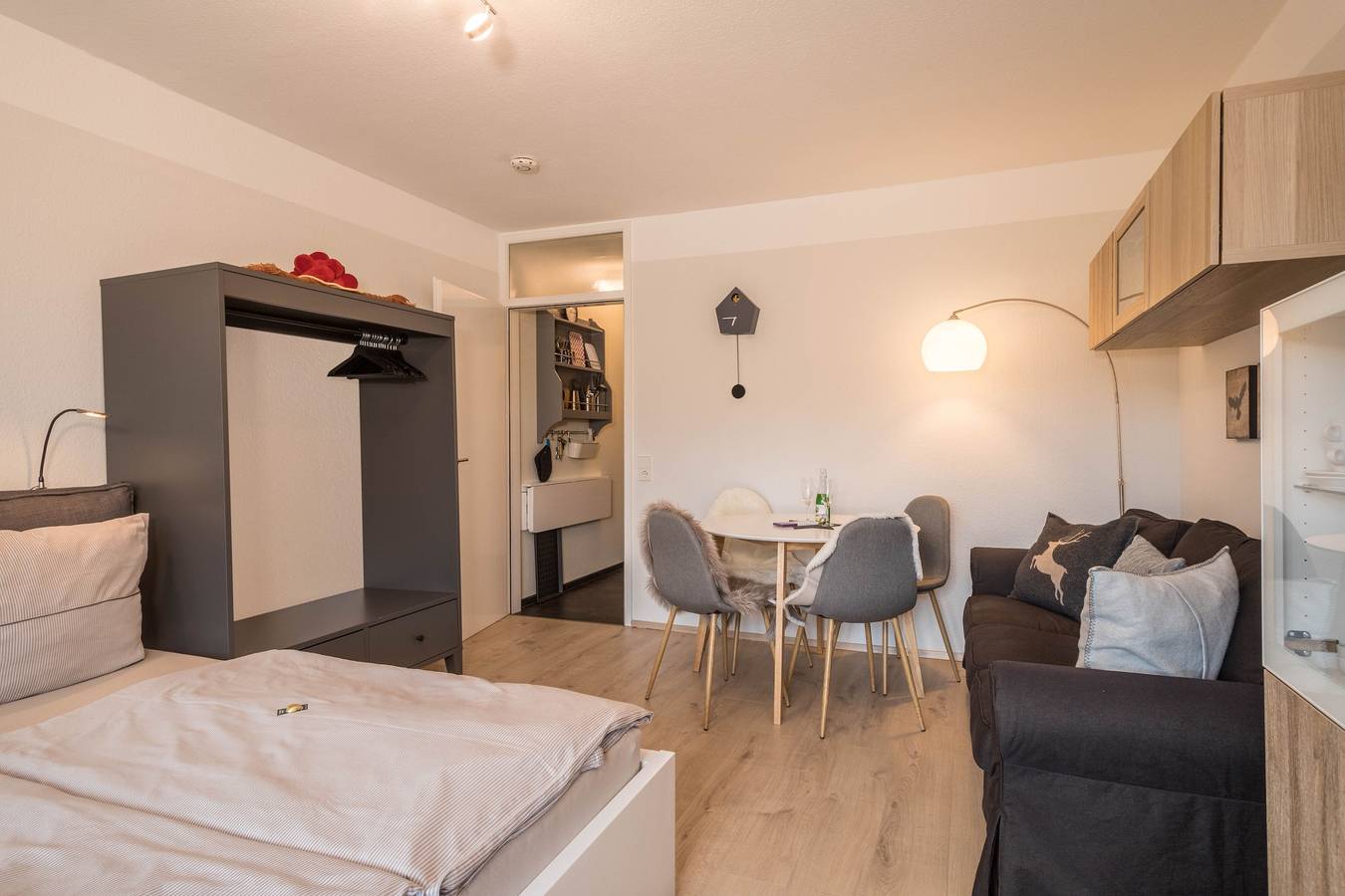 Ganze Wohnung, Gemütliche Ferienwohnung 18 mit Gartenblick, Wi-Fi und Balkon in Furtwangen im schwarzwald (Schwarzwald), Schönwald