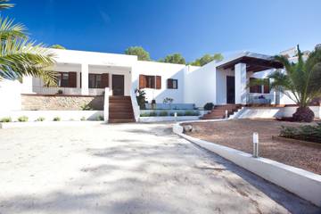 Villa in Sant Josep de sa Talaia, Ibiza Süden für 12 