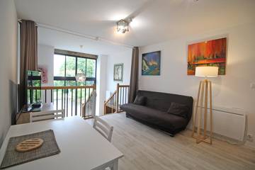 Gîte pour 3 Personnes dans Saint-Genest-sur-Roselle, Région de Limoges, Photo 4