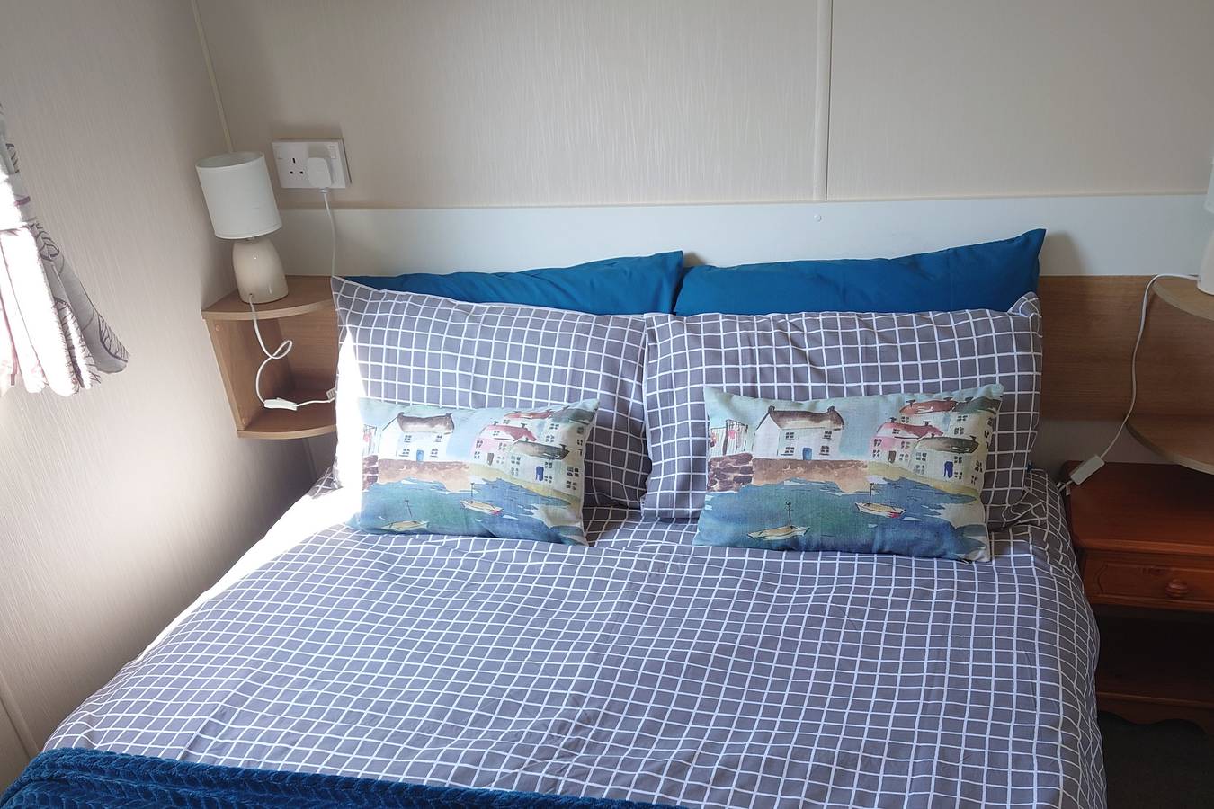 3 Bed Caravan-Sleeps 8-Pets-Onsite Pools-Parking in Bembridge, Isle of Wight