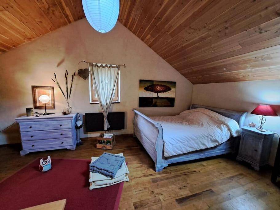 Appartement entier, One-Bedroom Apartment in Florac-Trois-Rivières, Parc national des Cévennes