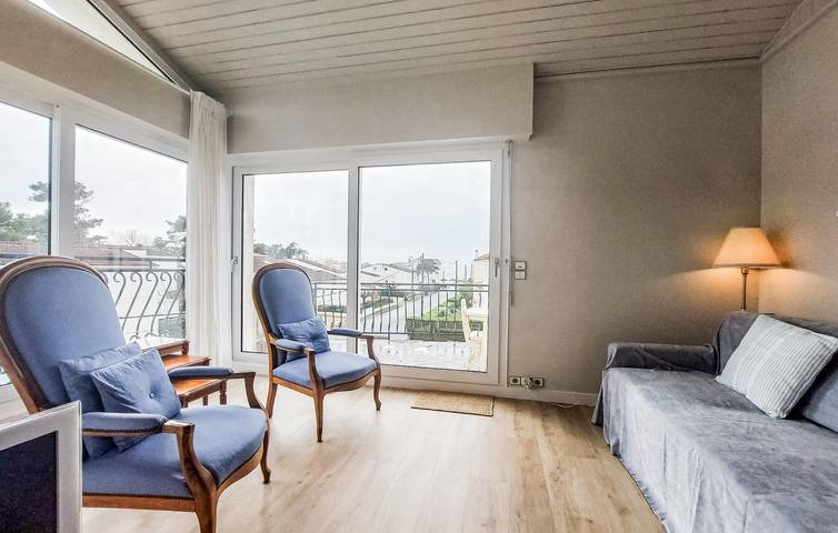 Gîte pour 4 personnes, avec terrasse dans Plage de Vallières - 3