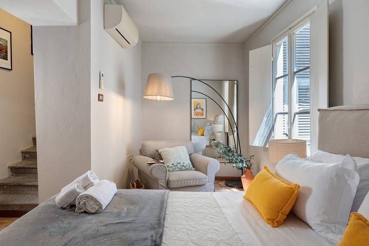 Hel lejlighed, 'Classy City-center Oasis' Apartment with Wi-Fi and Air Conditioning in Lucca, Lucca Provisen