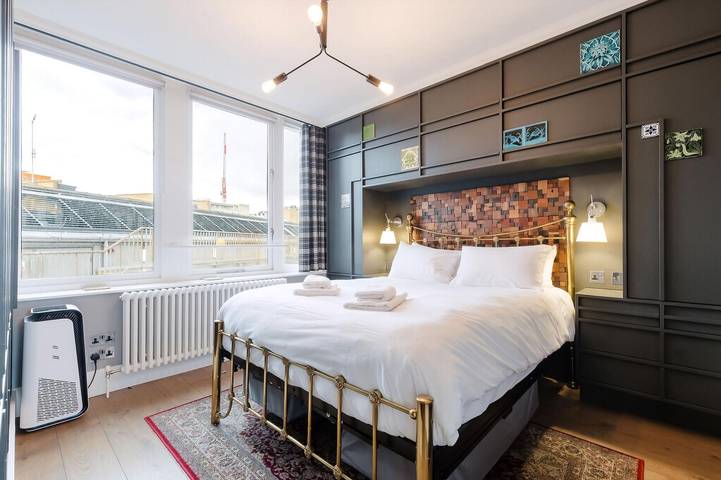 Apartment for 2 people, with balcony, with pets in Covent Garden