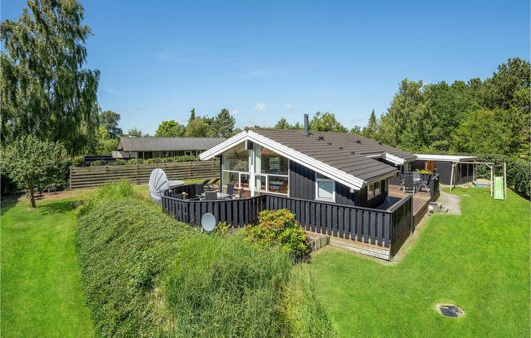 Ferienhaus für 8 Personen, mit Terrasse und Sauna sowie Garten in Dannemare - 2