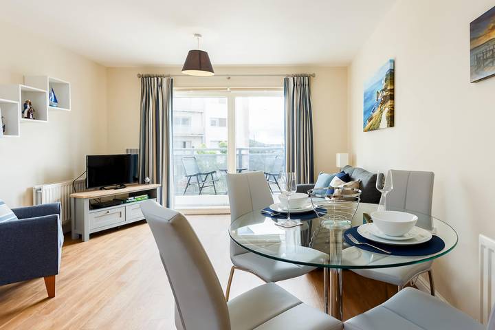 Lodge for 2 people, with balcony/terrace, child-friendly in Poole