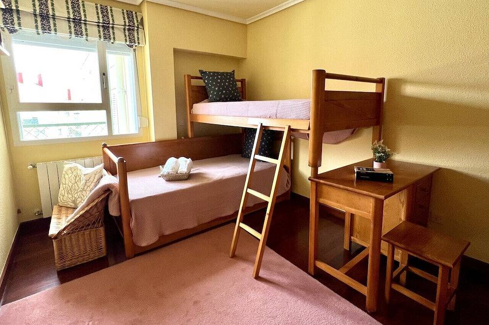 Entire apartment, Comfortable apartment near the beach in Isla, Arnuero