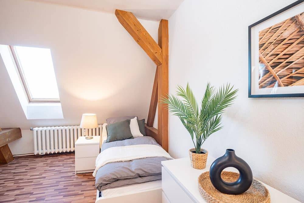 Ganze Wohnung, Spacious Apartment in Strausberg - Sleeps 6 in Strausberg, Märkisch-Oderland