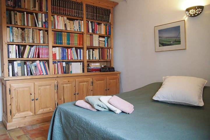 10 persons accommodation: spacious 6 pers villa + 4pers Cabanon in Aups (Provence) in Aups, Brignoles Region
