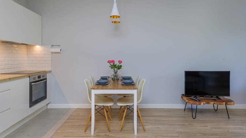Apartamento vacacional entero, Apartamento de vacaciones para 4 personas con balcón in Brzeźno, Gdansk
