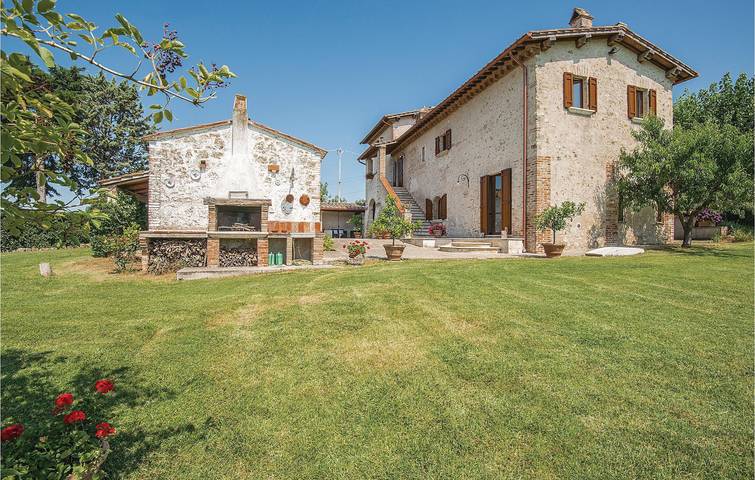 Casa de vacaciones para 12 personas, con piscina y jardín - 1