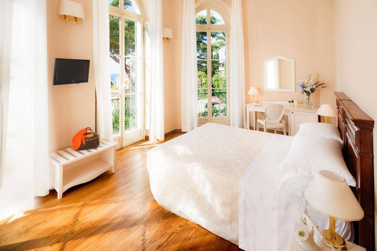 Deluxe Double Room with Sea View in San Remo, Commune de Sanremo