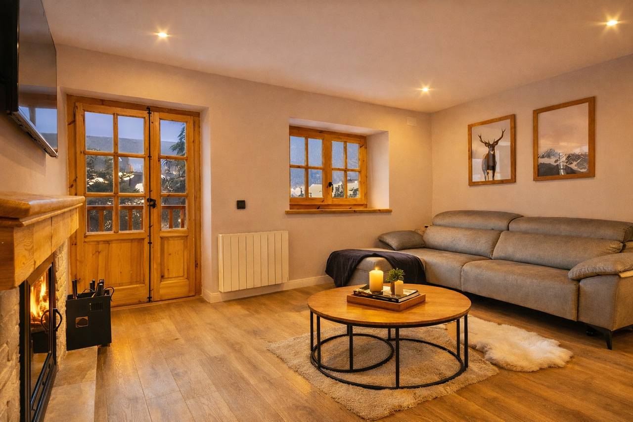 Apartamento entero, Luderna - Apartamento con terraza Artigues in Arties, Alto Arán