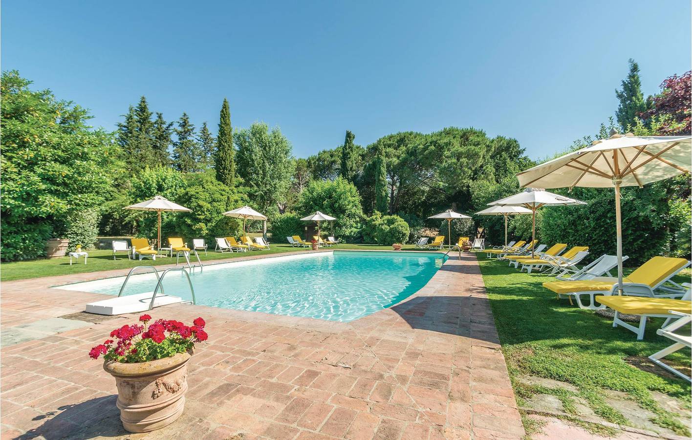 Geheel vakantieappartement, Appartement in Cortona met parkeerplaats, zwembad en internet in Cegliolo, Provincie Arezzo