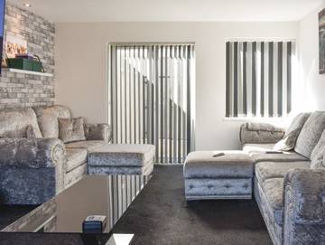 Log Cabin for 6 People in County Durham, North East England, Photo 2
