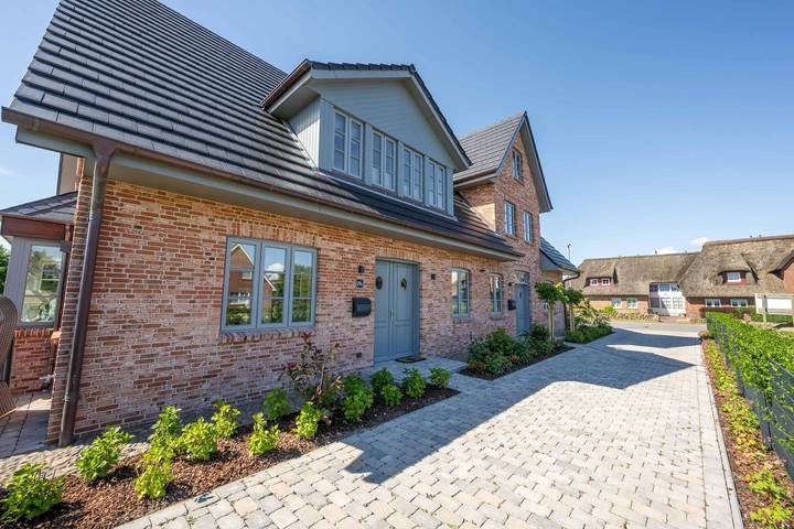 Ferienhaus für 6 Personen, mit Ausblick und Sauna sowie Garten in Borgsum - 2