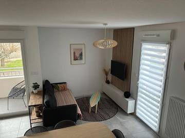 Gîte pour 6 personnes, avec terrasse dans Office De Tourisme De Biscarrosse