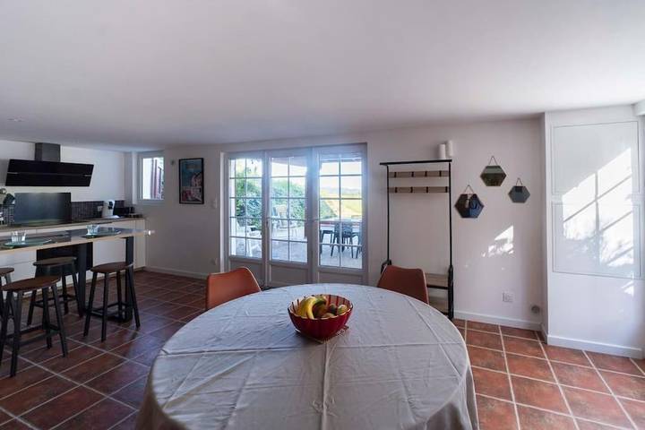 Location de vacances pour 5 personnes, avec jardin ainsi que vue et terrasse à Souraïde - 3