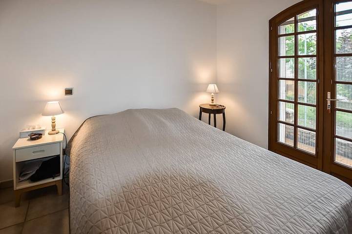 Location de vacances pour 8 personnes, avec jardin à Beaumont-de-Pertuis - 2