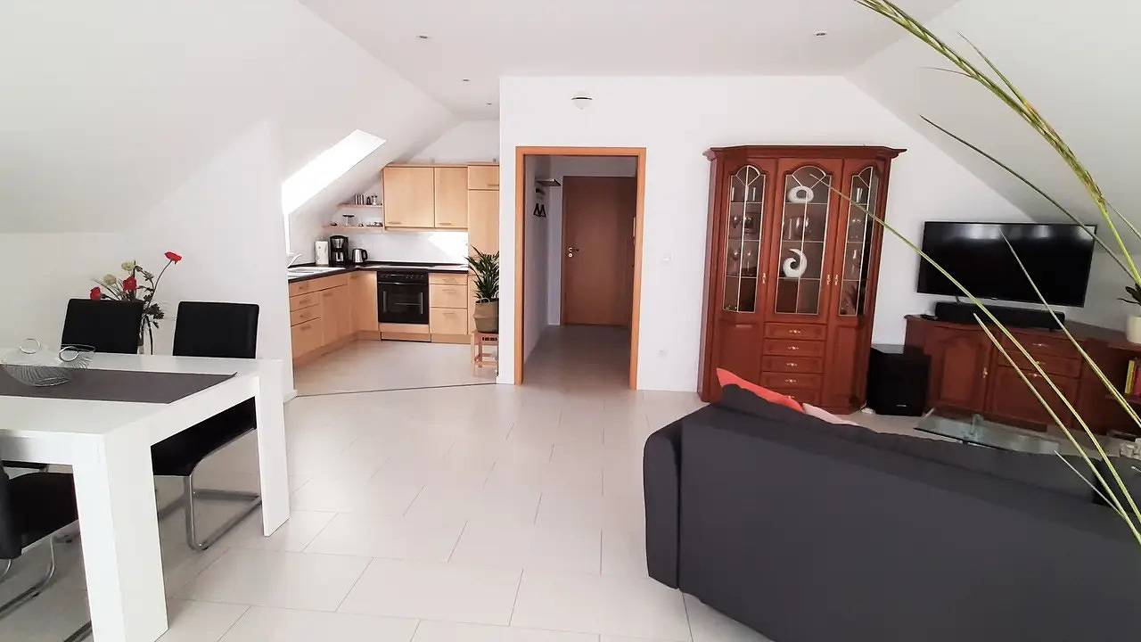 Appartement de vacances entier, Appartement de vacances pour 2 personnes avec balcon in Leipzig-Est, Leipzig