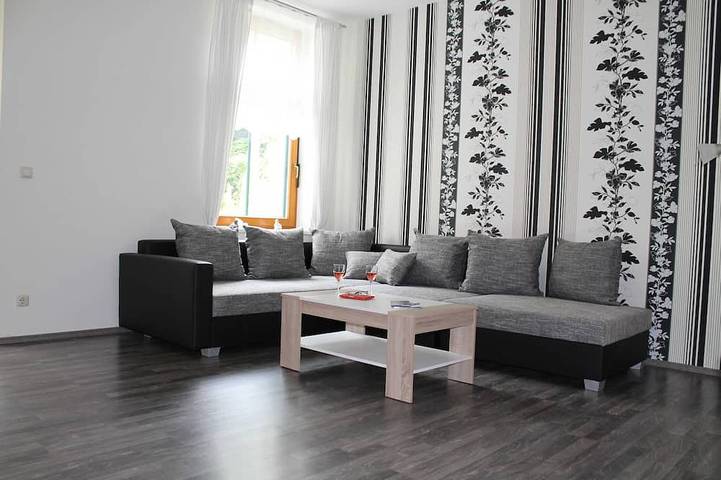 Villa für 5 Personen, mit Terrasse und Garten, mit Haustier in Zempin