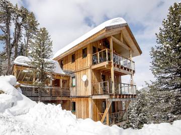 Ferienhaus für 12 Personen, mit Balkon und Sauna sowie Balkon/Terrasse an der Turracher Höhe