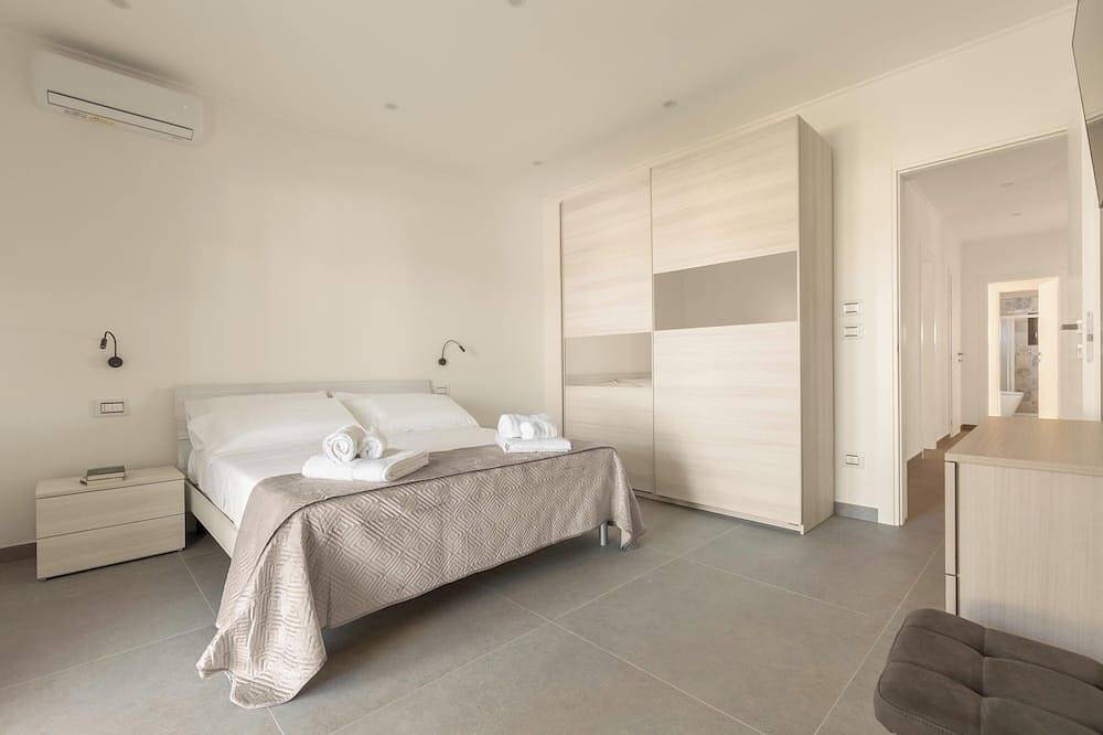 Sinfonia delle Onde Superior in Specchiarica, Manduria