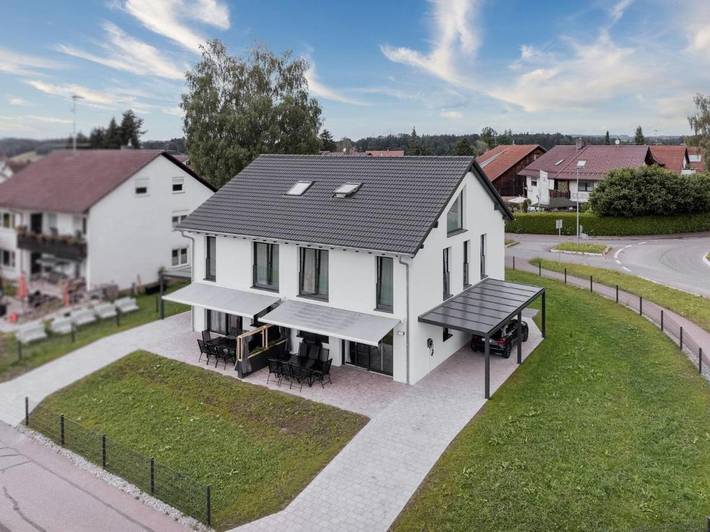 Ferienhaus für 12 Personen, mit Terrasse und Garten sowie Ausblick