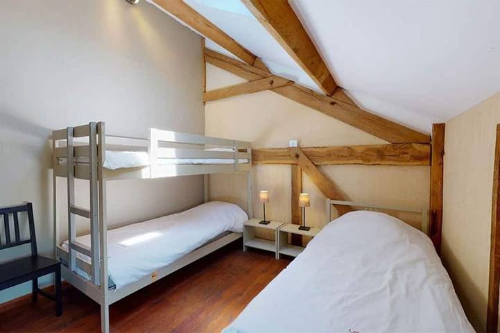 Gîte pour 12 personnes, avec balcon et sauna à Sainte-Foy-de-Longas - 2