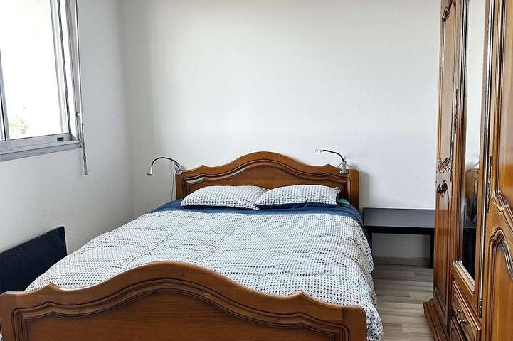 Entire apartment, The canal lighthouse, private garden in Ouistreham, Caen region