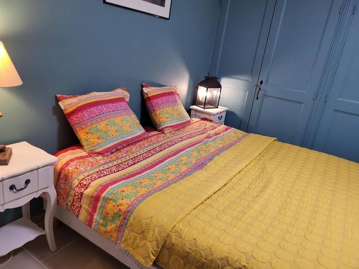 Location de vacances pour 3 personnes, avec vue ainsi que piscine et jardin à Tourtour - 2