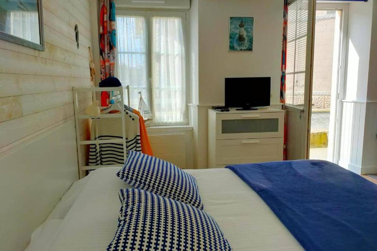 Appartement entier, Studio in Port-en-Bessin-Huppain, Région de Bayeux