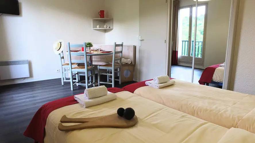 Apartamento entero, Apartamento 2 estancias - Cuna casera imposible 4 personas in Sare, Region de Bayona