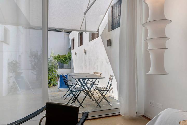 Entire apartment, Spazio Beccaria with Private Garden - Florence in Florence, Florence Province