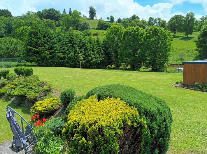 Gîte pour 4 personnes, avec terrasse et jardin à Saint-Sauves-d'Auvergne - 3