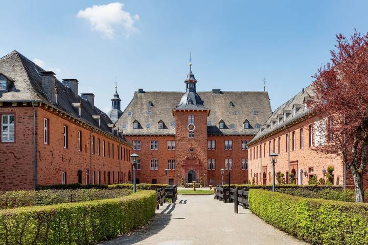 Geheel appartement, Appartement 'Fewo Saalstube, Adolphsburg' met gemeenschappelijke tuin en wifi in Kreis Olpe, Sauerland