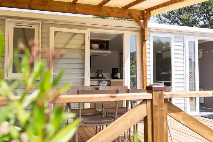 Caravane pour 6 personnes, avec vue sur le lac à Le Muy - 3