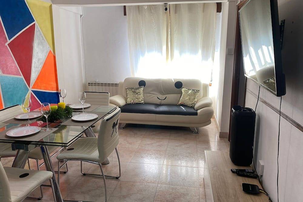 Entire apartment, Apartamento Para Amigos Y Familia in Vigo, Rías Baixas