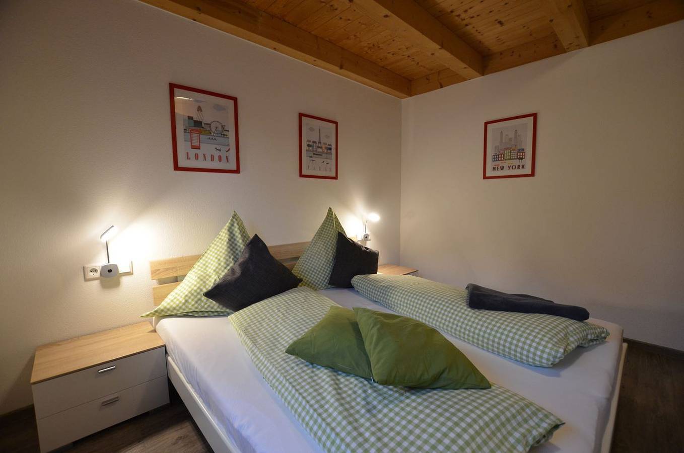 Ferienhaus mit Balkon und Terrasse im Feriendorf Via Claudia im Allgäu in Lechbruck am See, Bayerisch Schwaben