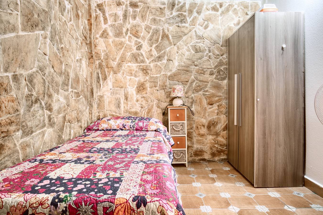 Appartement 'Cueva Alicante' met Wi-Fi en airconditioning, foto 14