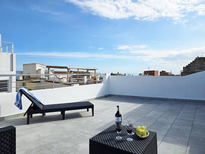 Ferienwohnung für 6 Personen, mit Balkon und Terrasse an der Costa Brava