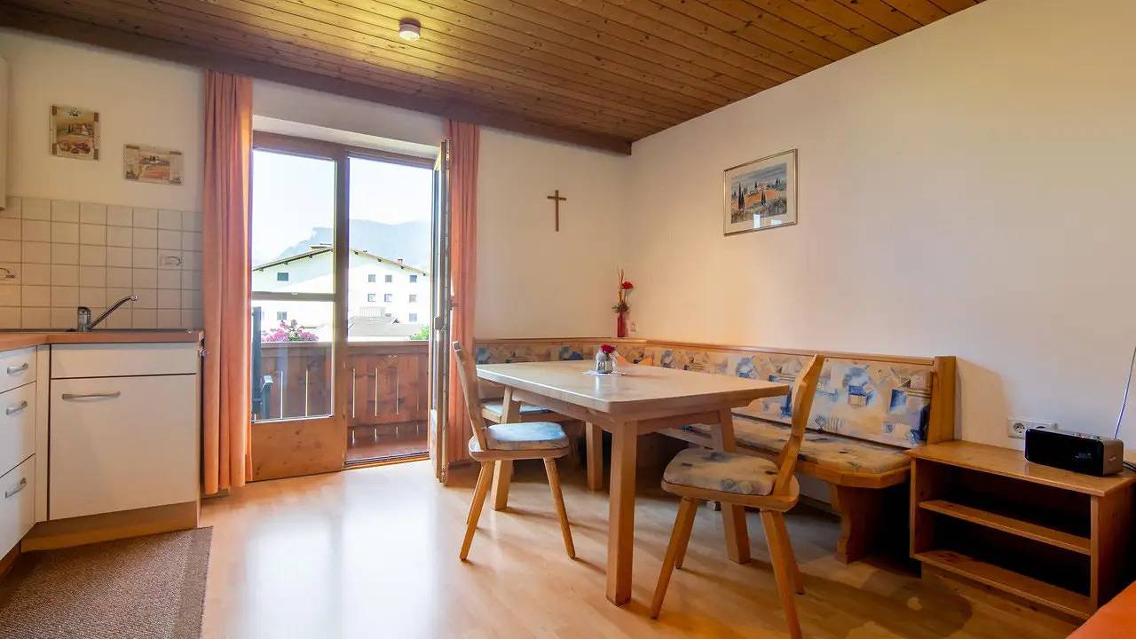 Ganze Ferienwohnung, Ferienwohnung für 6 Personen (50 m²) in Zell am Ziller in Zell am Ziller, Zillertaler Alpen