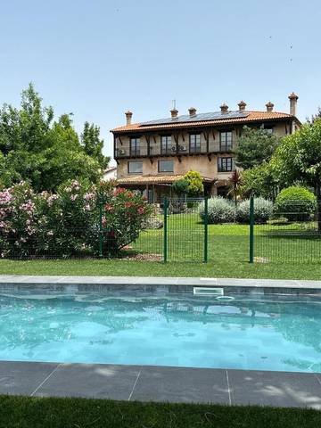 Hotel para 2 personas, con jardín y sauna además de piscina y vistas en la Sierra de Béjar