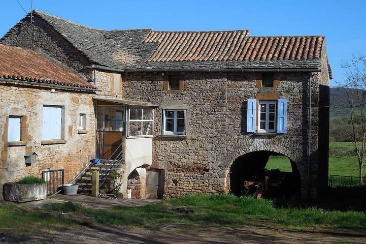 Location de vacances pour 5 personnes, avec Jardin à Aguessac