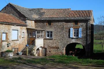 Gîte pour 5 personnes, avec jardin à Aguessac