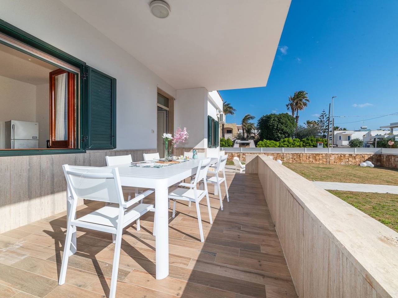 Villetta Pina 50 m vom Sandstrand und Parkplatz entfernt in Torre Santa Sabina, Salento