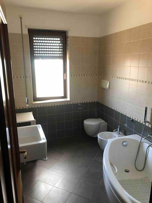 Gîte pour 6 personnes, avec balcon à Brindisi - 3