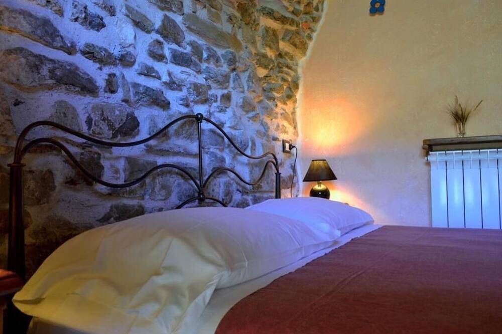B&B Da Marta: King Room with Mountain View in Apricale, Ligurische Alpen