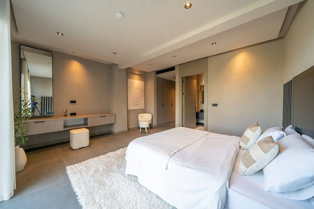 Mansion with elevator, housekeeper, breakfast in Bodrum, Muğla Province