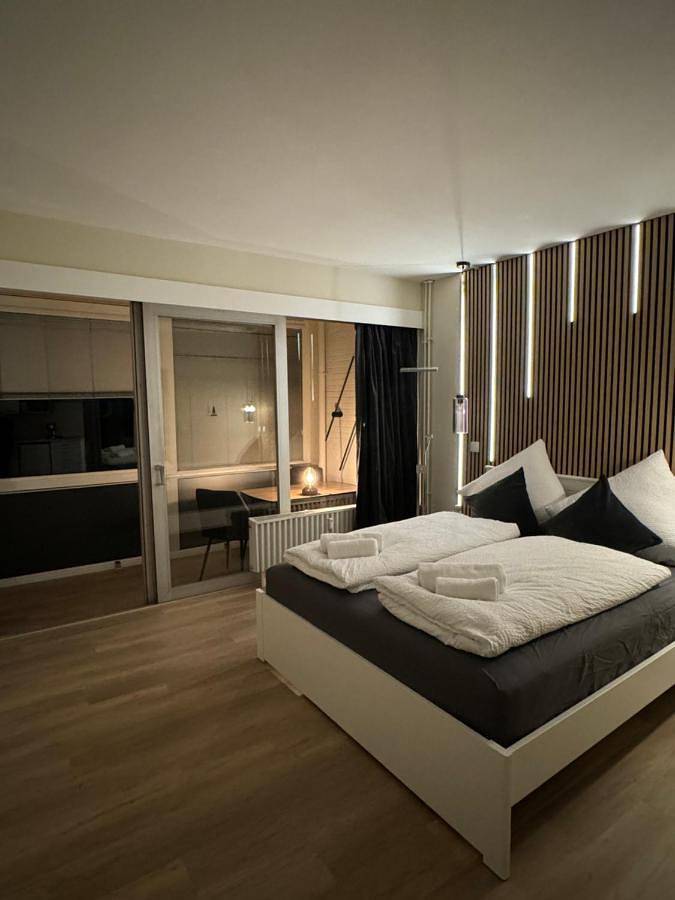 Ganze Wohnung, Traumhafte Ferienwohnung - direkter Meerblick - 50m zum Strand in Cuxhaven Duhnen in 1A Lage im Haus Seehütte in Fkk Strand Duhnen, Cuxhaven